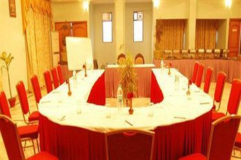 Surabhi International Hotel - Varanasi — Photos 2